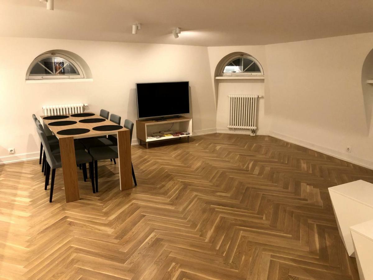 Great Apartament In A Heart Of Tallinn Buitenkant foto